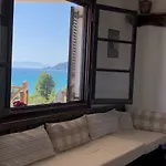 Vakantiehuis Unique Sea View House