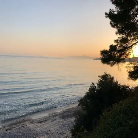 Unique Sea View House Καλάνδρα