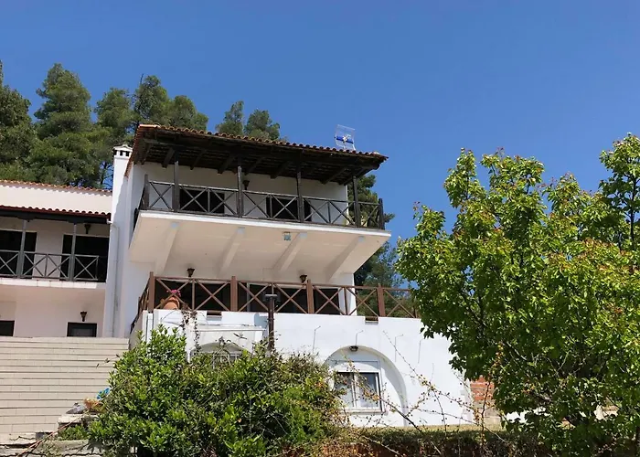 Unique Sea View House * Kalándra